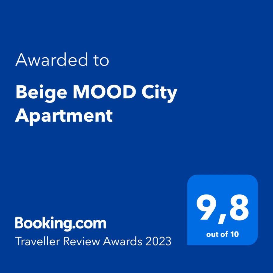 Beige Mood Apartment Wroclaw